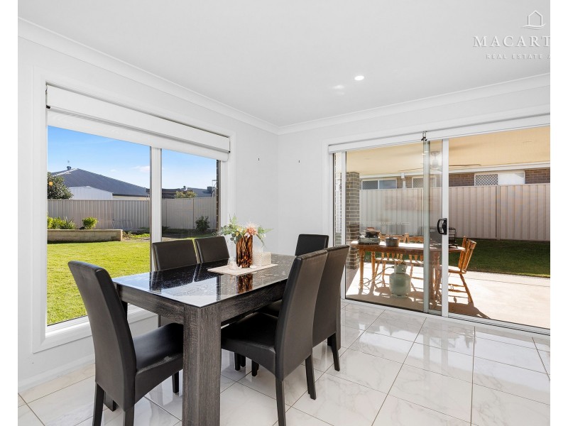 6 Goonawarra Street, Gobbagombalin NSW 2650