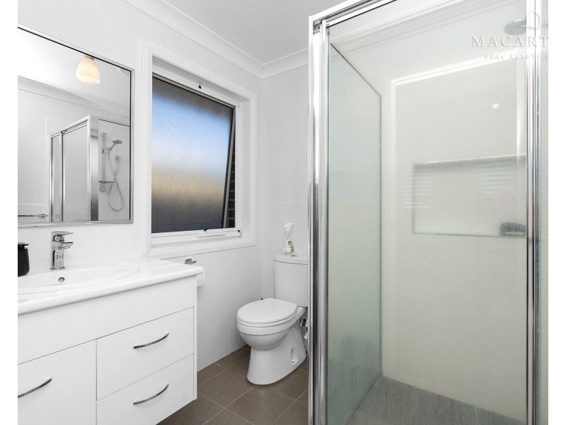 6 Goonawarra Street, Gobbagombalin NSW 2650