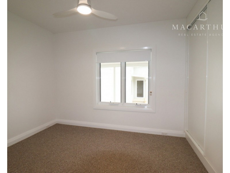 1/24 Monash Crescent, Mount Austin NSW 2650