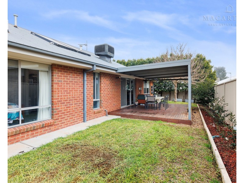 3 Mulberrygong Court, Gobbagombalin NSW 2650