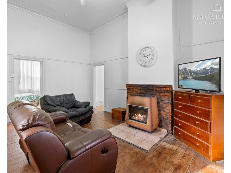 30 Derry Street, Ganmain NSW 2702