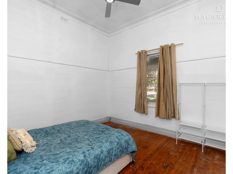 30 Derry Street, Ganmain NSW 2702