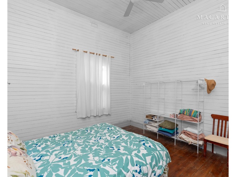 30 Derry Street, Ganmain NSW 2702