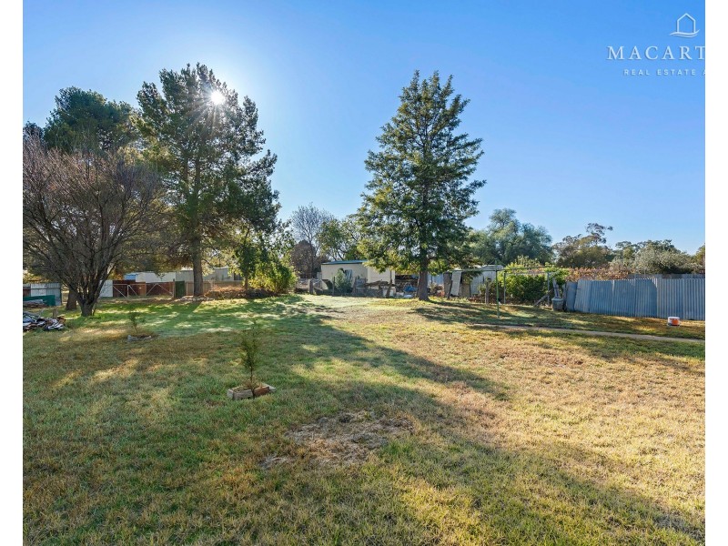 30 Derry Street, Ganmain NSW 2702