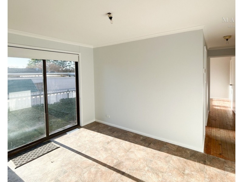 16 Cox Avenue, Forest Hill NSW 2651