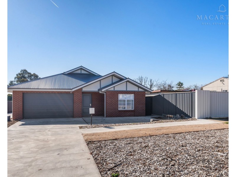 1/33 Blamey Street, Turvey Park NSW 2650