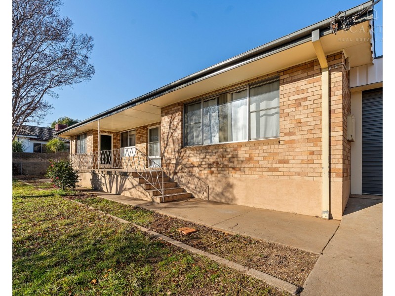 44 Urana Street, Turvey Park NSW 2650