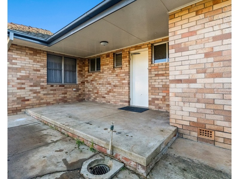 44 Urana Street, Turvey Park NSW 2650