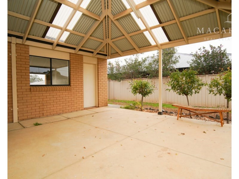 9 Apprentice Avenue, Ashmont NSW 2650