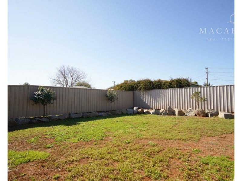 9 Apprentice Avenue, Ashmont NSW 2650