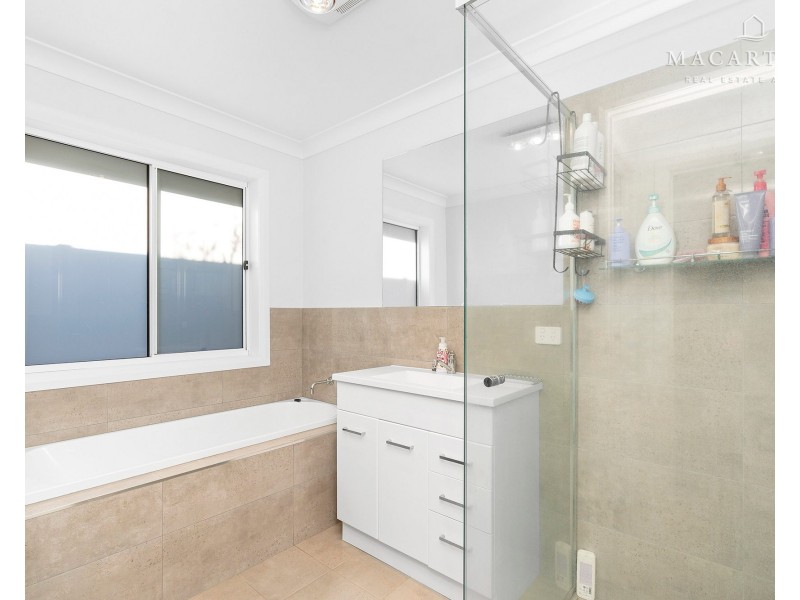 43 Muttama Parade, Gobbagombalin NSW 2650