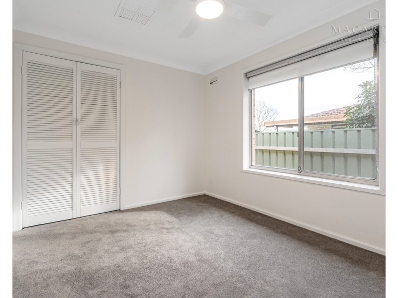 444 Lake Albert Road, Lake Albert NSW 2650