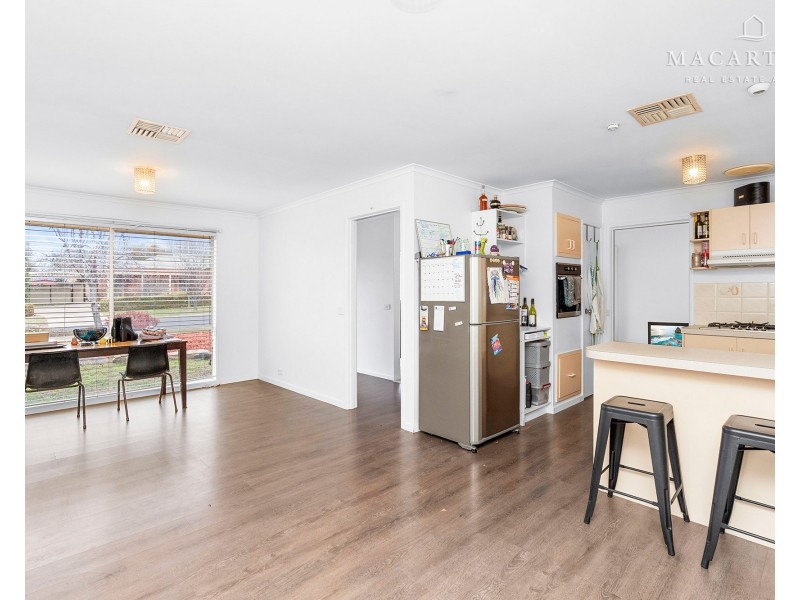 12 Cooba Place, Estella NSW 2650