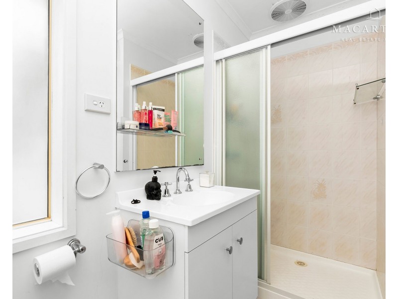 12 Cooba Place, Estella NSW 2650