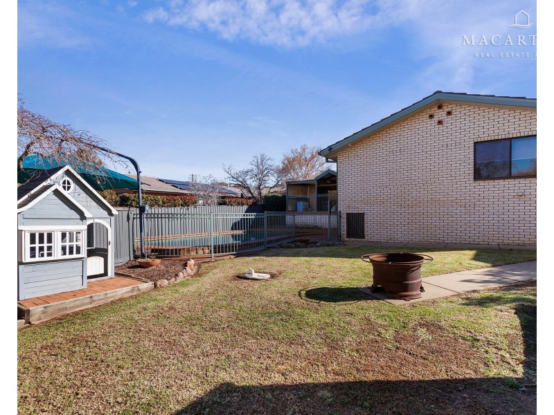 55 Horsley Street, Kooringal NSW 2650