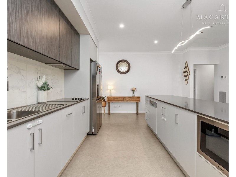 76 Coppabella Drive, Gobbagombalin NSW 2650