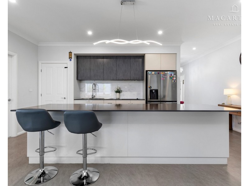 76 Coppabella Drive, Gobbagombalin NSW 2650