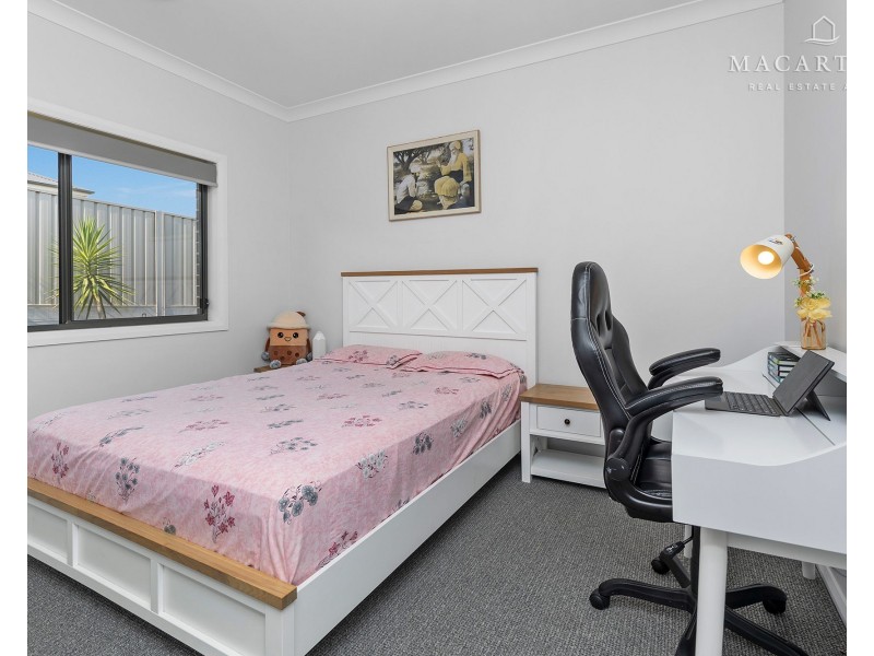 76 Coppabella Drive, Gobbagombalin NSW 2650