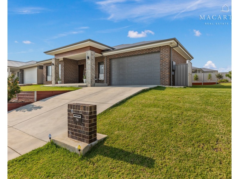 76 Coppabella Drive, Gobbagombalin NSW 2650