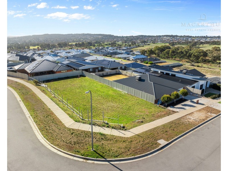 33 Bonner Street, Lloyd NSW 2650