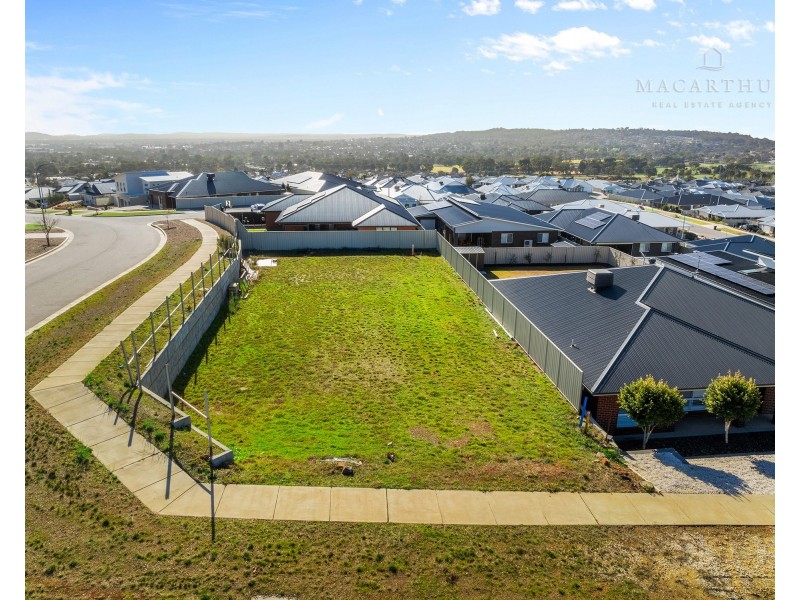 33 Bonner Street, Lloyd NSW 2650