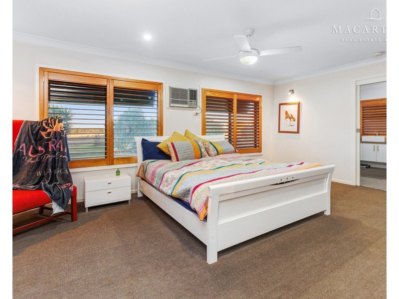 271 Mitchell Road, Lake Albert NSW 2650