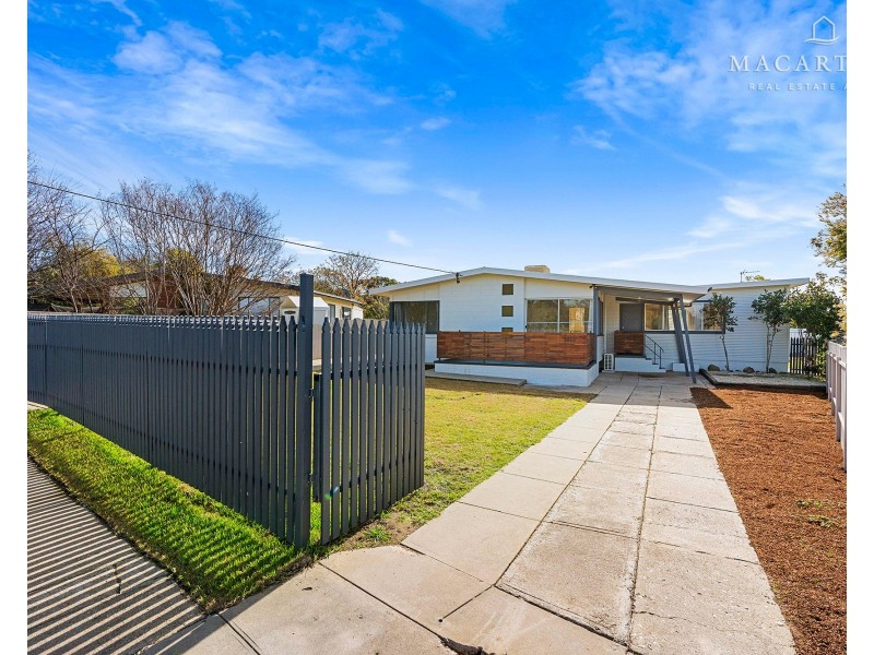 9 Malta Crescent, Ashmont NSW 2650