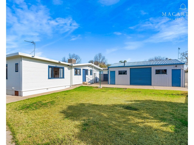 9 Malta Crescent, Ashmont NSW 2650