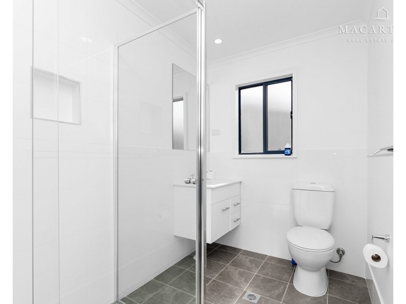 9 Malta Crescent, Ashmont NSW 2650