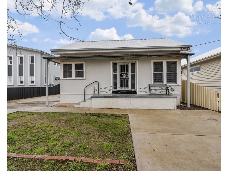 232 Gurwood Street, Wagga Wagga NSW 2650