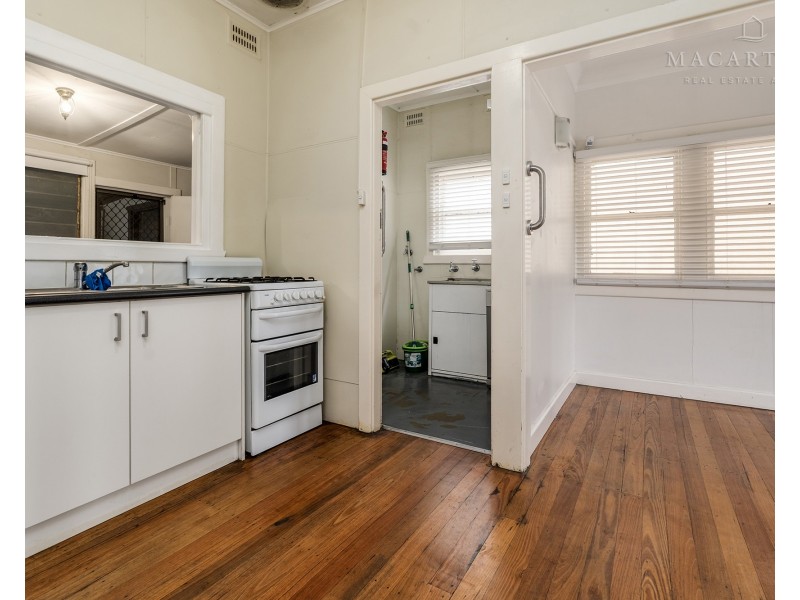 232 Gurwood Street, Wagga Wagga NSW 2650