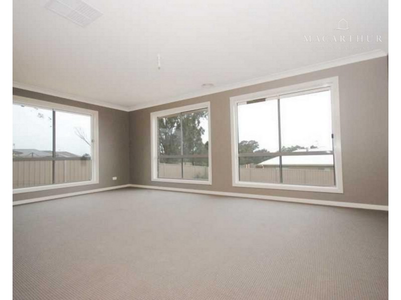 29 Wellington Avenue, Tatton NSW 2650