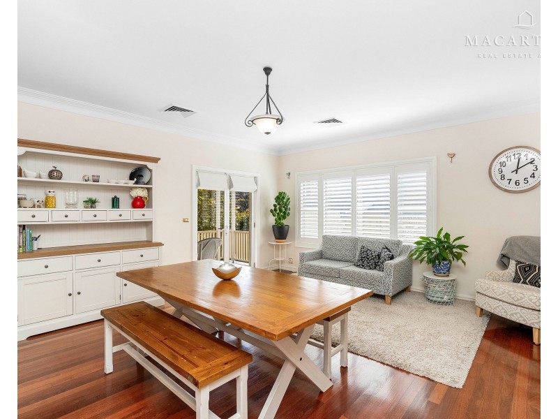 36 Lakehaven Drive, Lake Albert NSW 2650