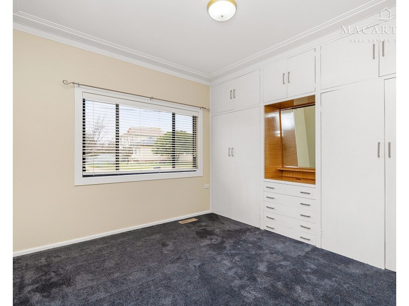 48 Ceduna Street, Mount Austin NSW 2650