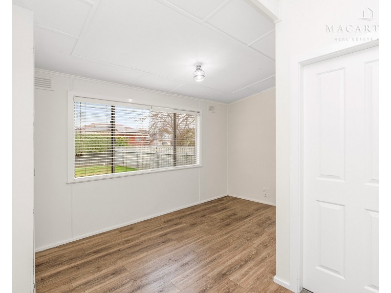 48 Ceduna Street, Mount Austin NSW 2650
