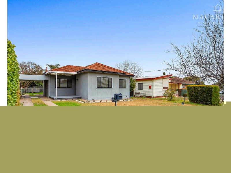 48 Ceduna Street, Mount Austin NSW 2650