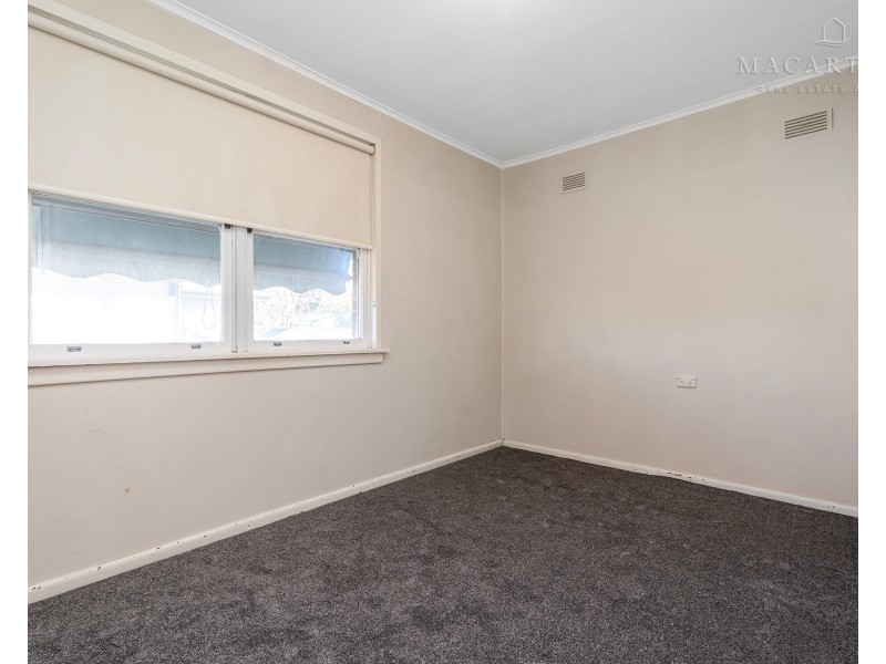 10 Sepik Road, Ashmont NSW 2650