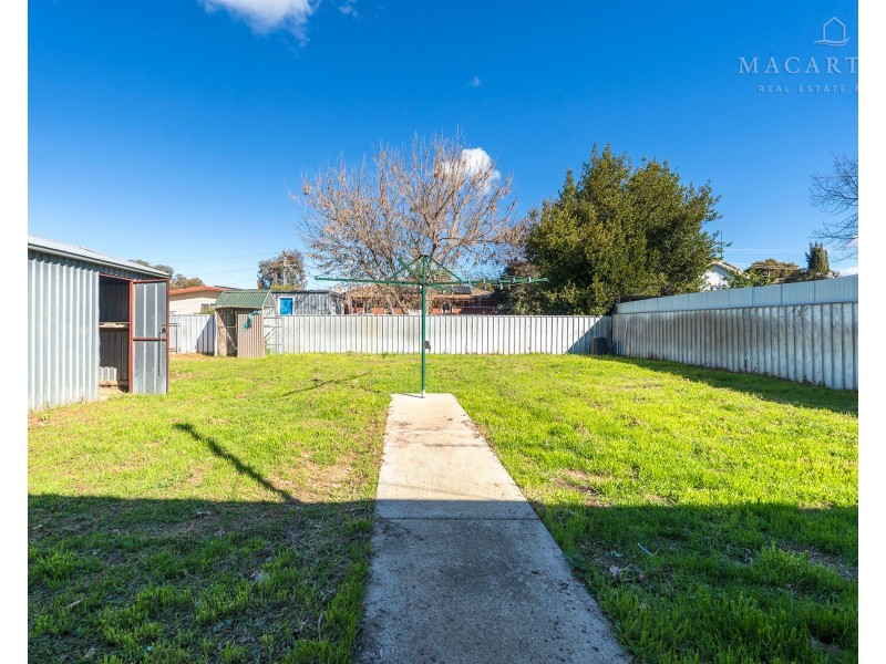 10 Sepik Road, Ashmont NSW 2650