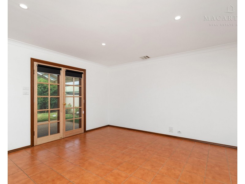 2/2 Lachlan Place, Tatton NSW 2650