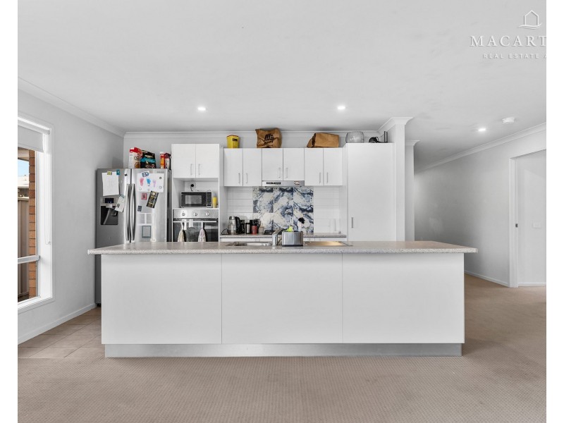 17A Sunvale Crescent, Estella NSW 2650