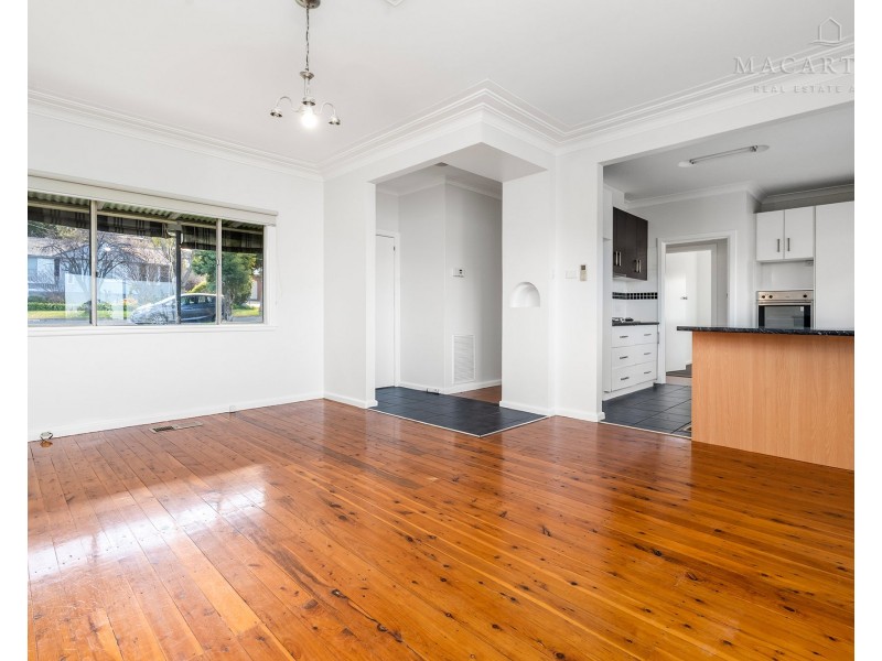 113 Meadow Street, Kooringal NSW 2650