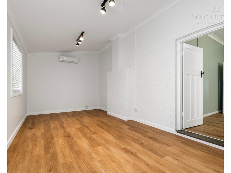 14 Darlow Street, Wagga Wagga NSW 2650