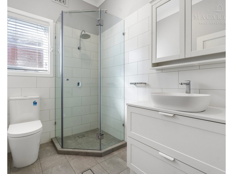 14 Darlow Street, Wagga Wagga NSW 2650