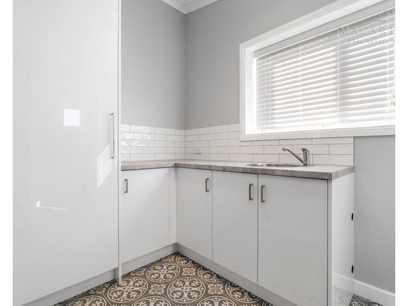14 Darlow Street, Wagga Wagga NSW 2650