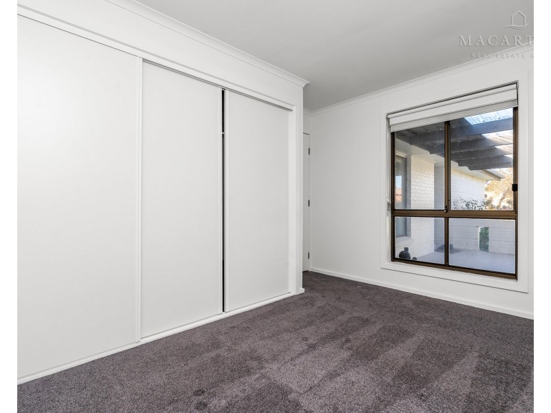 66 Undurra Drive, Glenfield Park NSW 2650