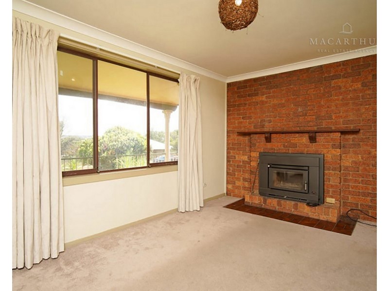 3 Condon Avenue, Mount Austin NSW 2650