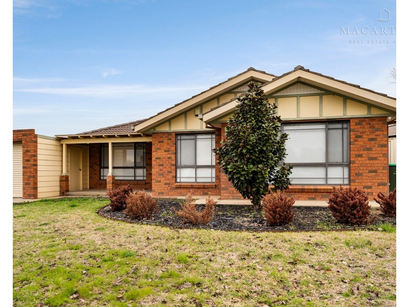 48 Yentoo Drive, Glenfield Park NSW 2650