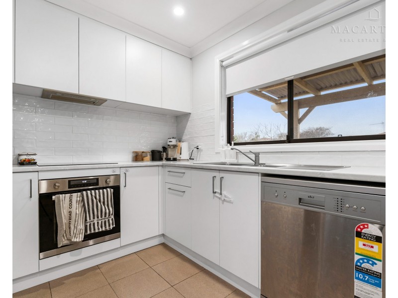 48 Yentoo Drive, Glenfield Park NSW 2650