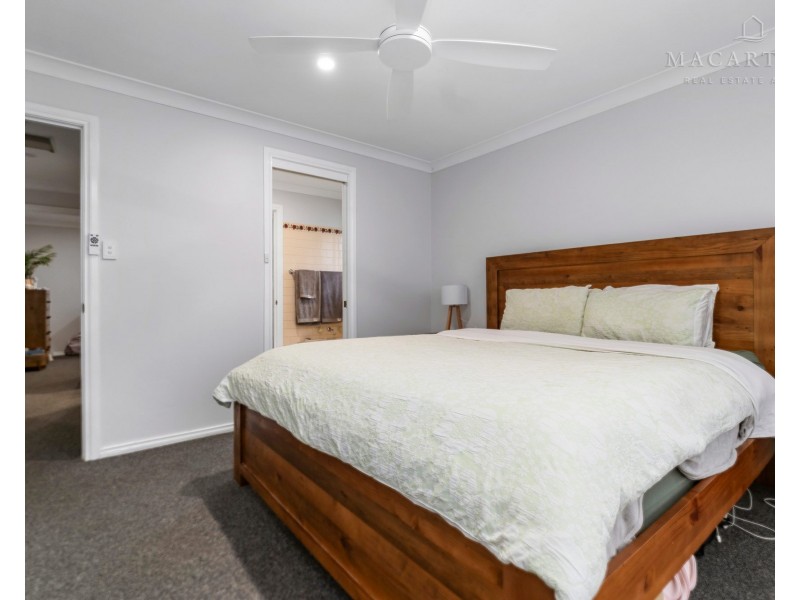 48 Yentoo Drive, Glenfield Park NSW 2650