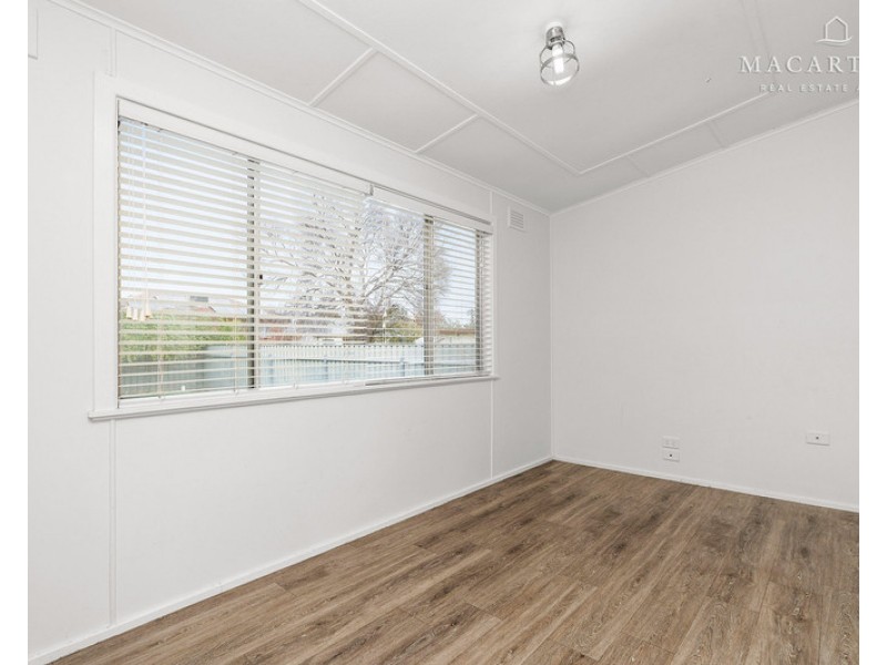 48 Ceduna Street, Mount Austin NSW 2650